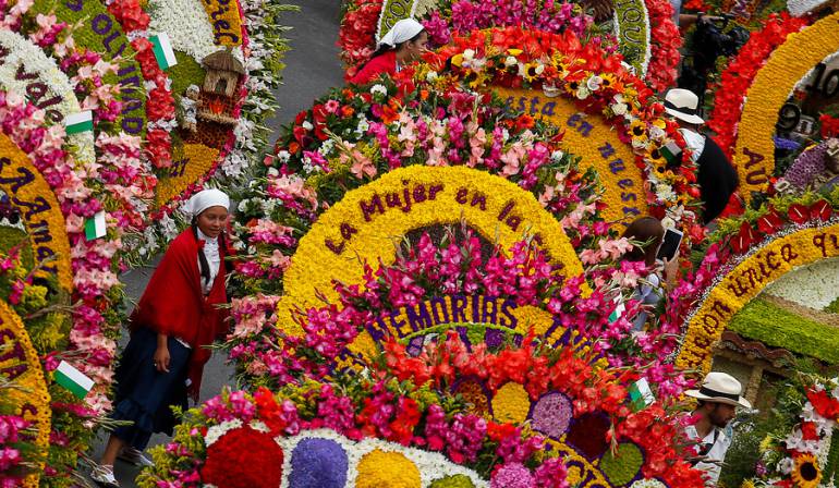 2022 flower festival silletas