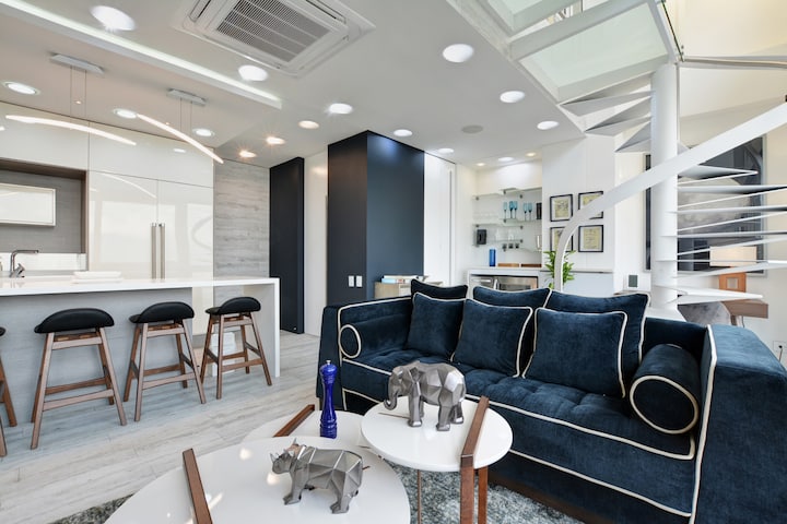 Airbnb Rentals in Medellin