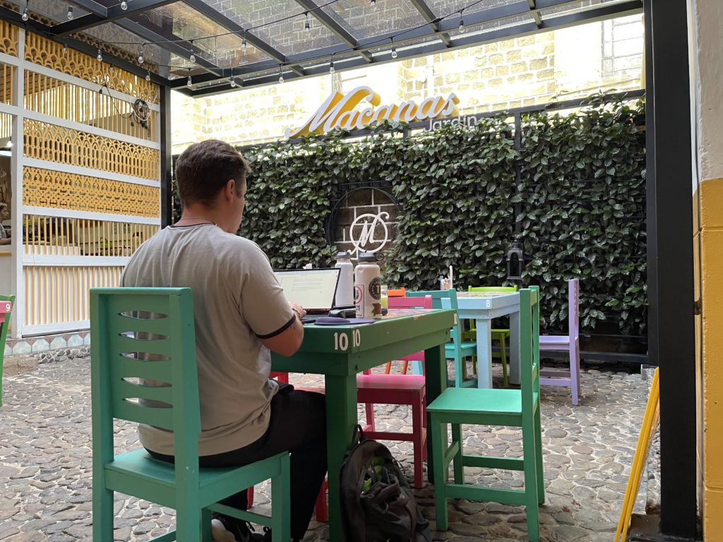 Few Cafes Have Wifi
