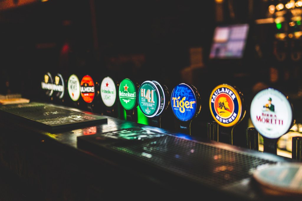 Pub Crawl Paisa: A Bar Crawl in El Poblado