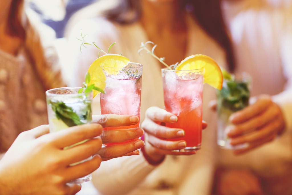 Tips for Staying Safe and Being Responsible on Your Pub Crawl
