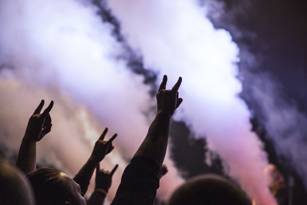 Metal and Ramifications
