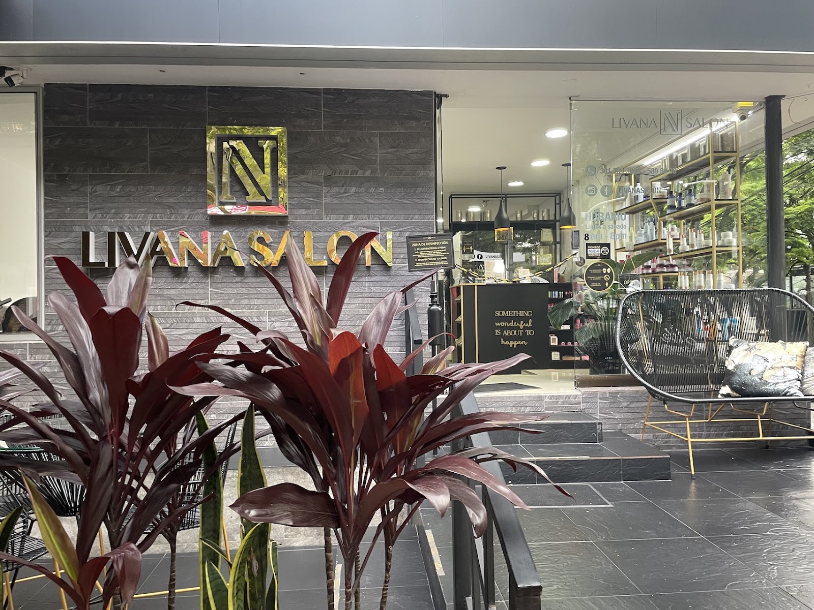 Livana Salon
