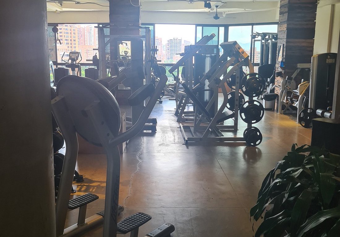 Ultra GYM
