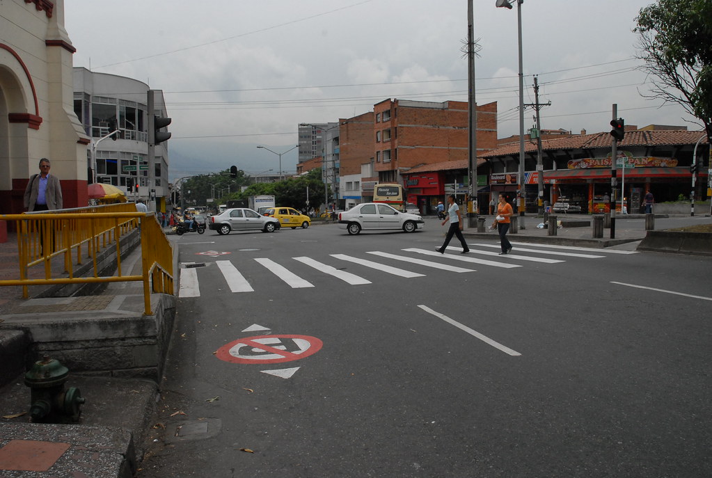 Señalización de La América | Secretaría de Movilidad de Medellín | Flickr