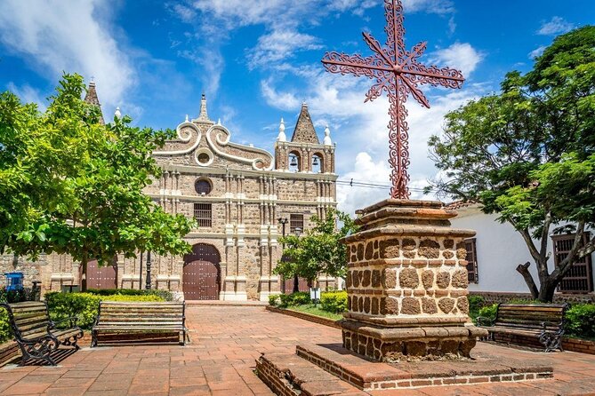 Santa Fe de Antioquia from Medellin?
