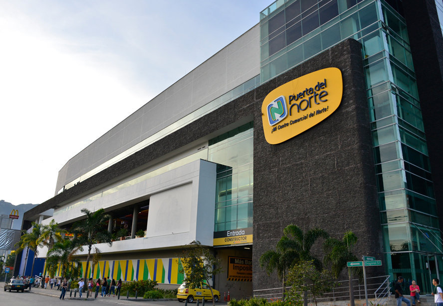Puerta del Norte Shopping Center - Flamingo
