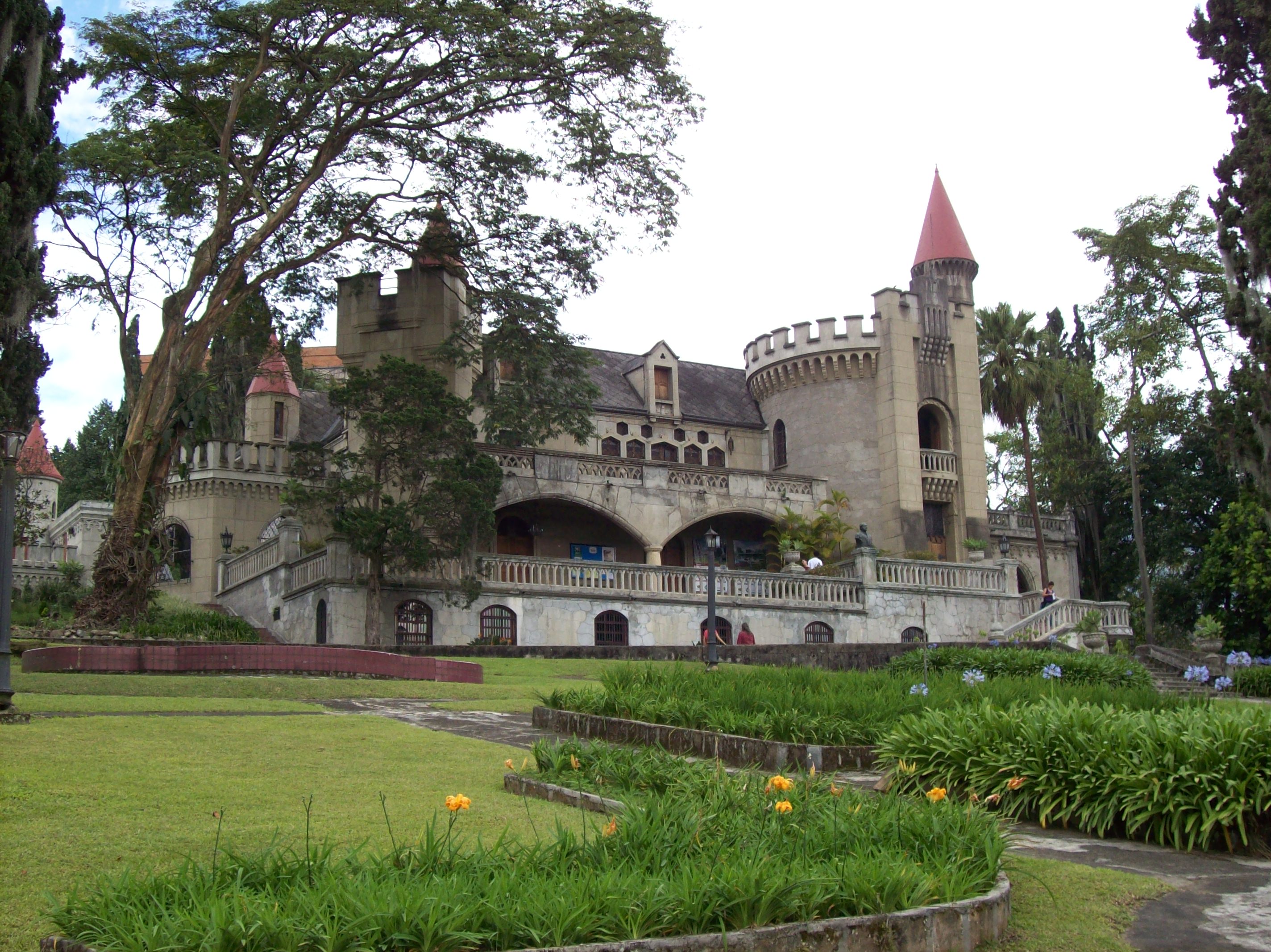 El Castillo Museum 
