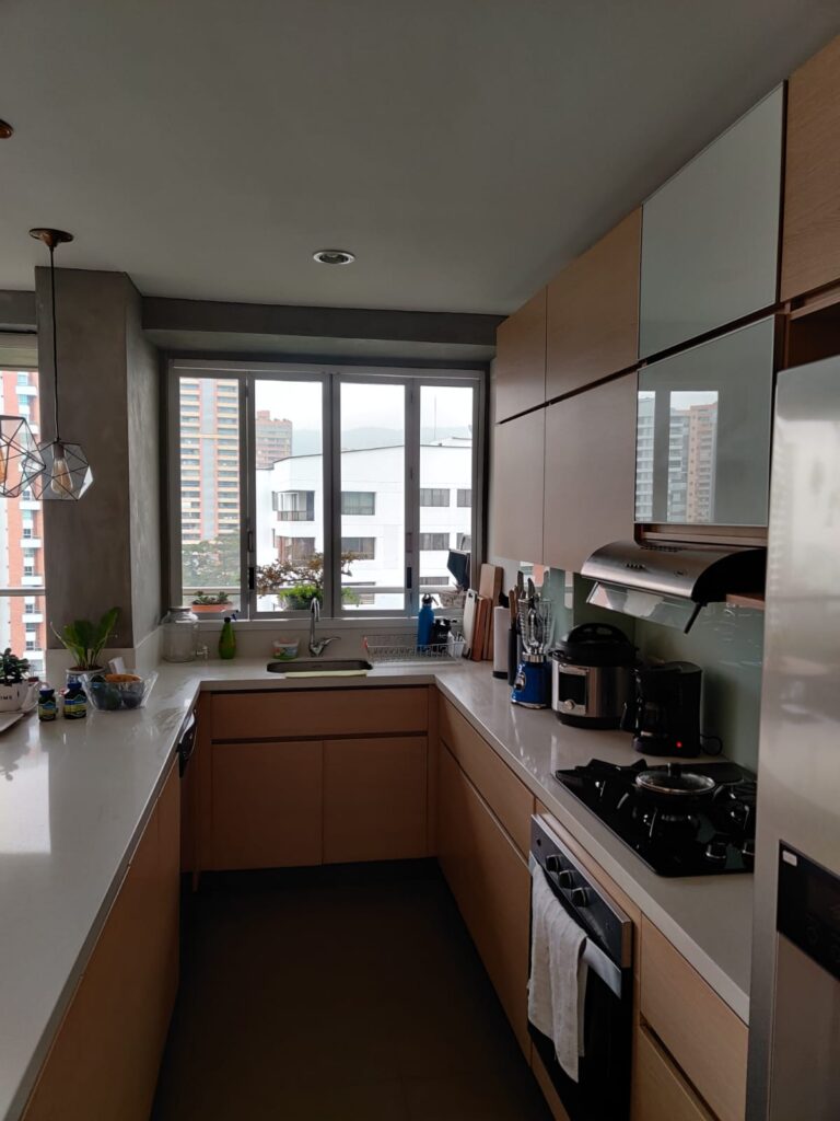 WhatsApp Image 2022-04-18 at 9.08.25 PM (2)