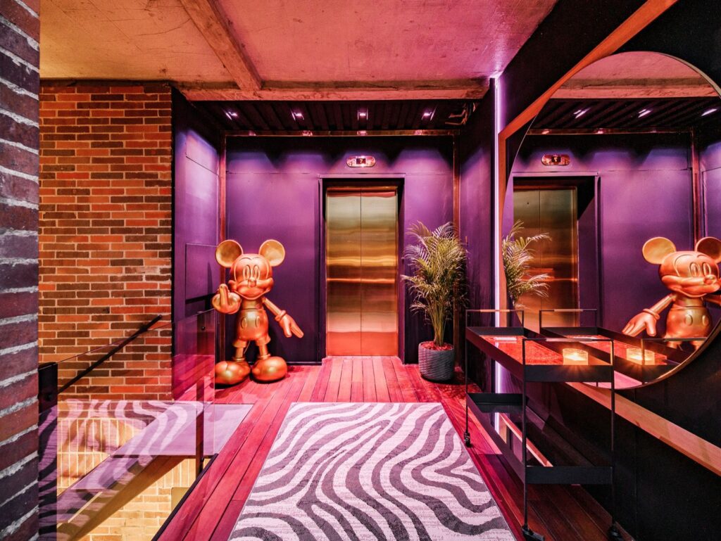 Oasis Penthouse Surrounded By Greenery With Spectacular High End Finishes And Fashion Touches