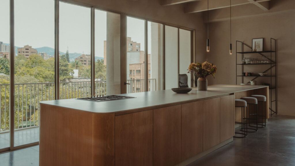 Poblado Exclusive: Luxurious 2-Bedroom Apartment