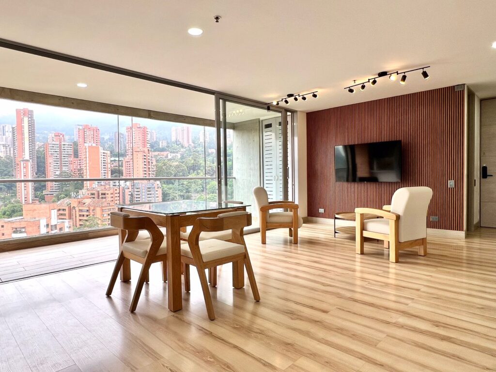 Stunning Apartment in Provenza with Panoramic Views