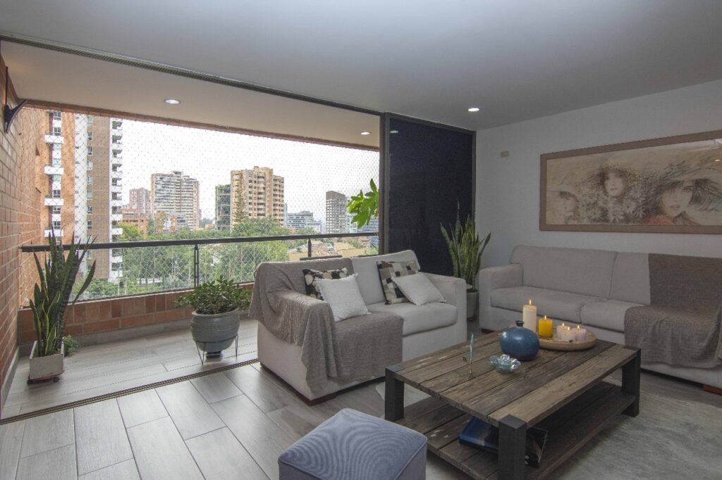 05c2adbc-5d16-47a9-936d-06ee2d402db9