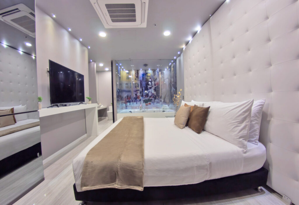 two-bedroom-luxury-suite-9365