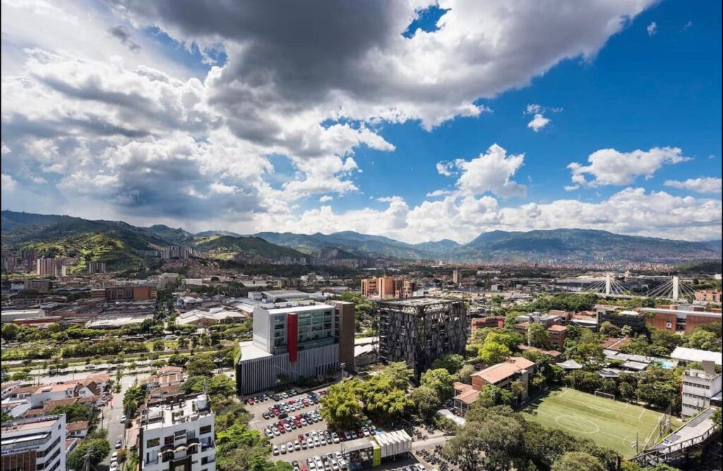 WhatsApp Image 2024-12-05 at 15.33.48 (3)