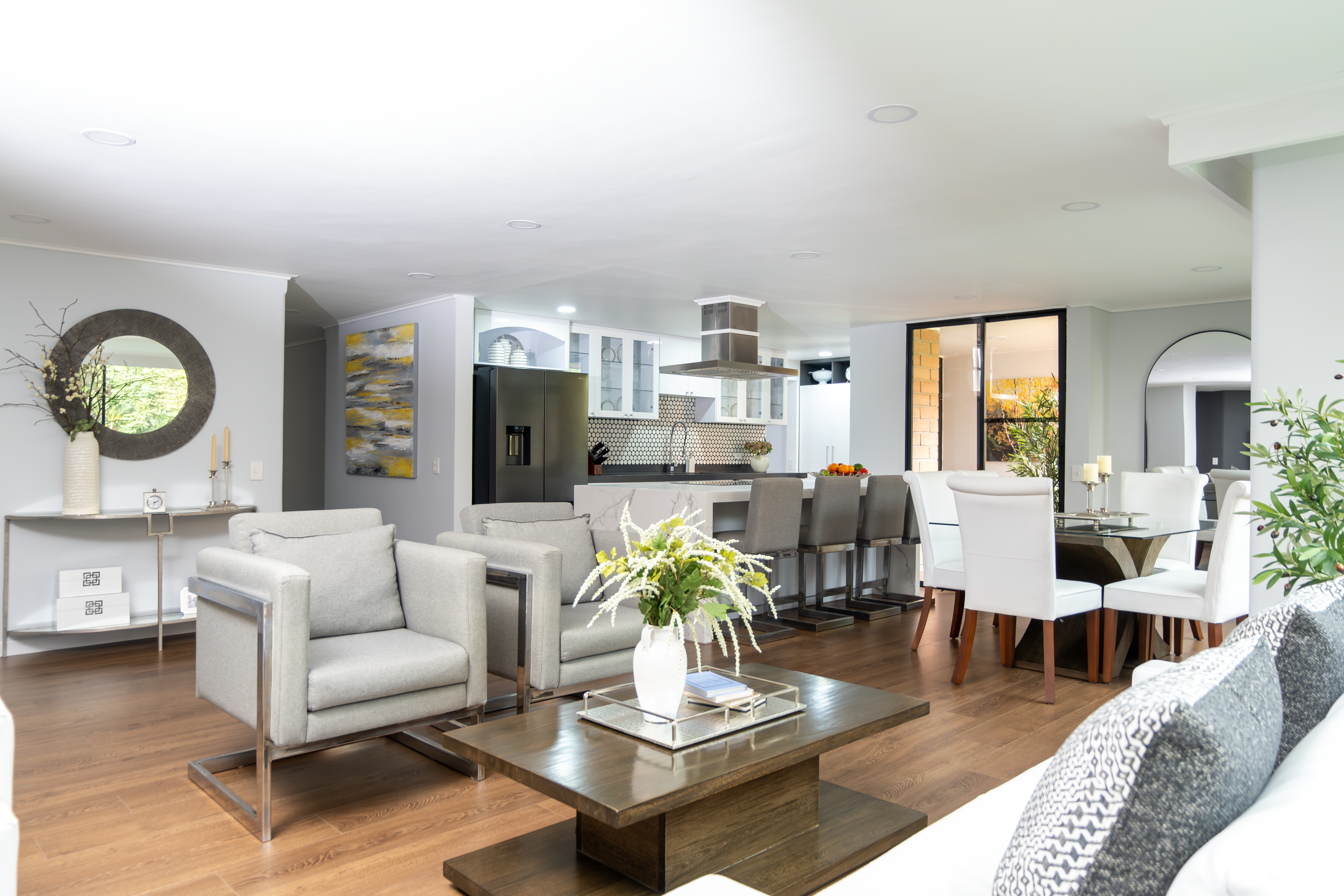 Spacious and Luxurious 3 Bed Apartment in Los Balsos (Renovated)