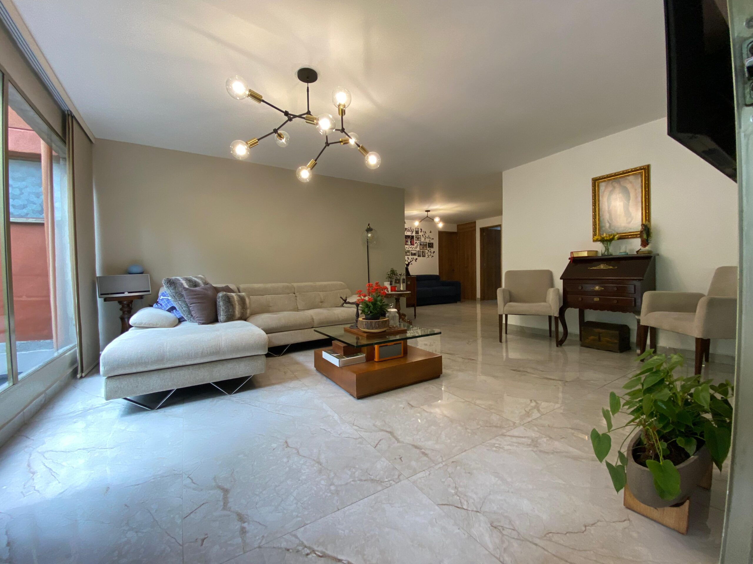 Green Haven: 4-Bedroom Gem in Milla de OroPoblado de Chipre